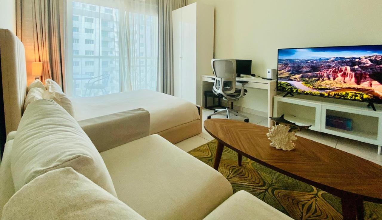 Full Sea View With Balcony - Studio Apartment - 10 Min To Jbr - Dubai Exterior photo